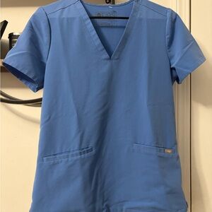 FIGS Scrub Top